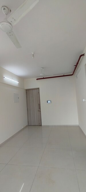 Room in 2 BHK Apartment at The Wadhwa Atmosphere, Mulund West – for Rent