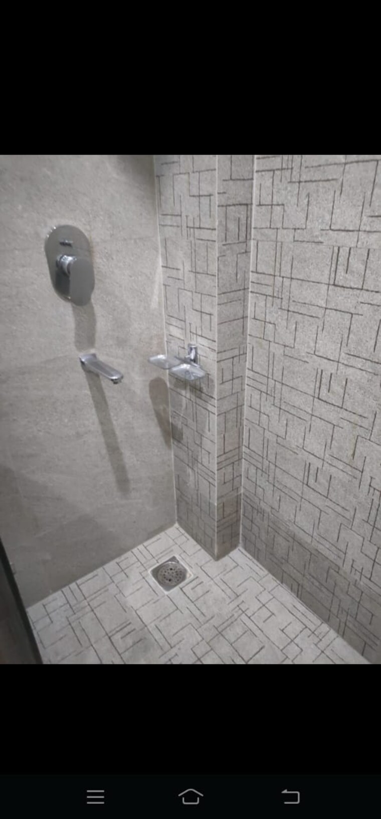 Bathroom, chittaranjan park 3 Bedroom 160 Sq.Yd. Builder Floor In Chittaranjan Park Delhi 9704036