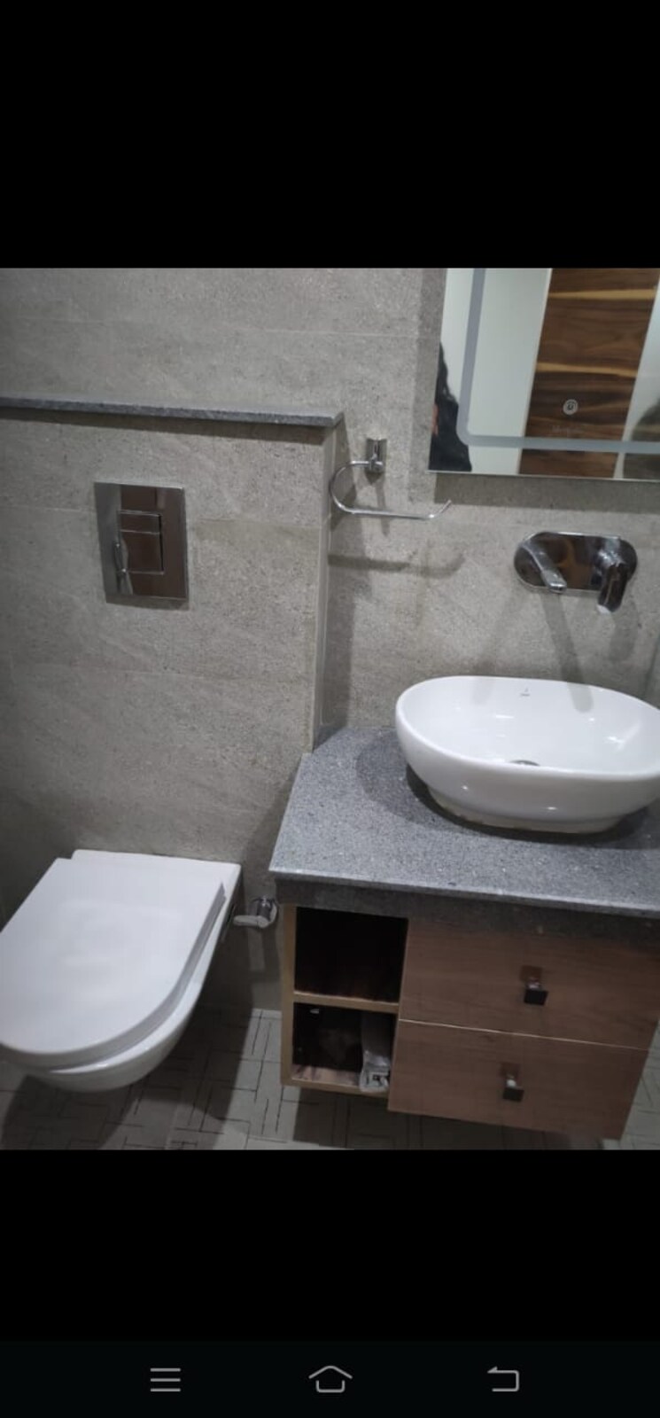 Bathroom, chittaranjan park 3 Bedroom 160 Sq.Yd. Builder Floor In Chittaranjan Park Delhi 9704036