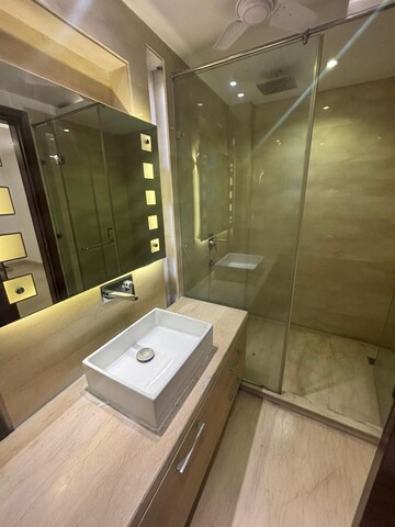 Team Area in 4 BHK Builder Floor at Greater Kailash I – for Rent