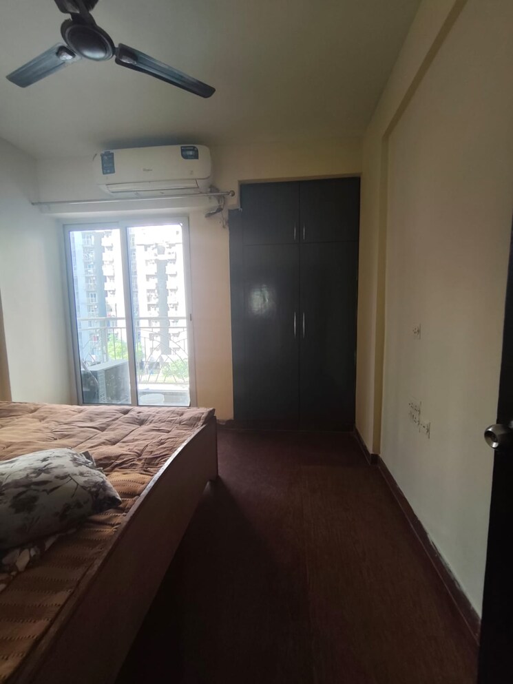 Bedroom, wave-dream-homes 2 Bedroom 808 Sq.Ft. Apartment In Wave City Ghaziabad 9704056