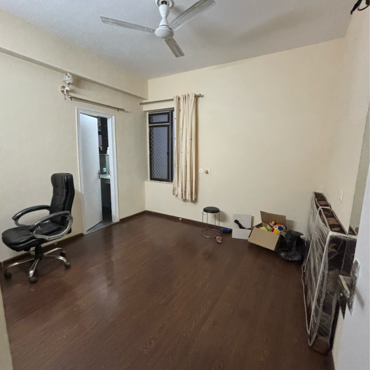 Bedroom, paras-dews 3 Bedroom 1760 Sq.Ft. Apartment In Panwala Khusropur Gurgaon 9704063