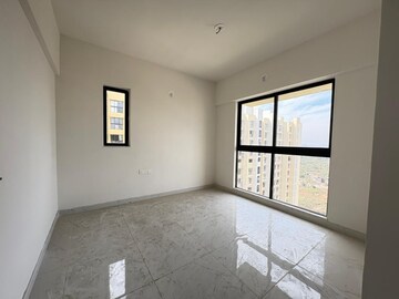 Bedroom in 2 BHK Apartment at Runwal Gardens Phase I, Dombivli East – for Rent