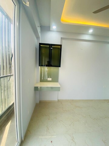 Room in 3.5 BHK Builder Floor at M3M Soulitude, Sector 89 – for Rent