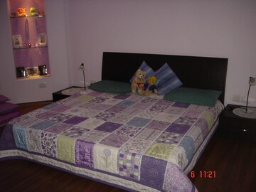 Bedroom in 5 BHK Independent House at Palam Vihar – for Sale