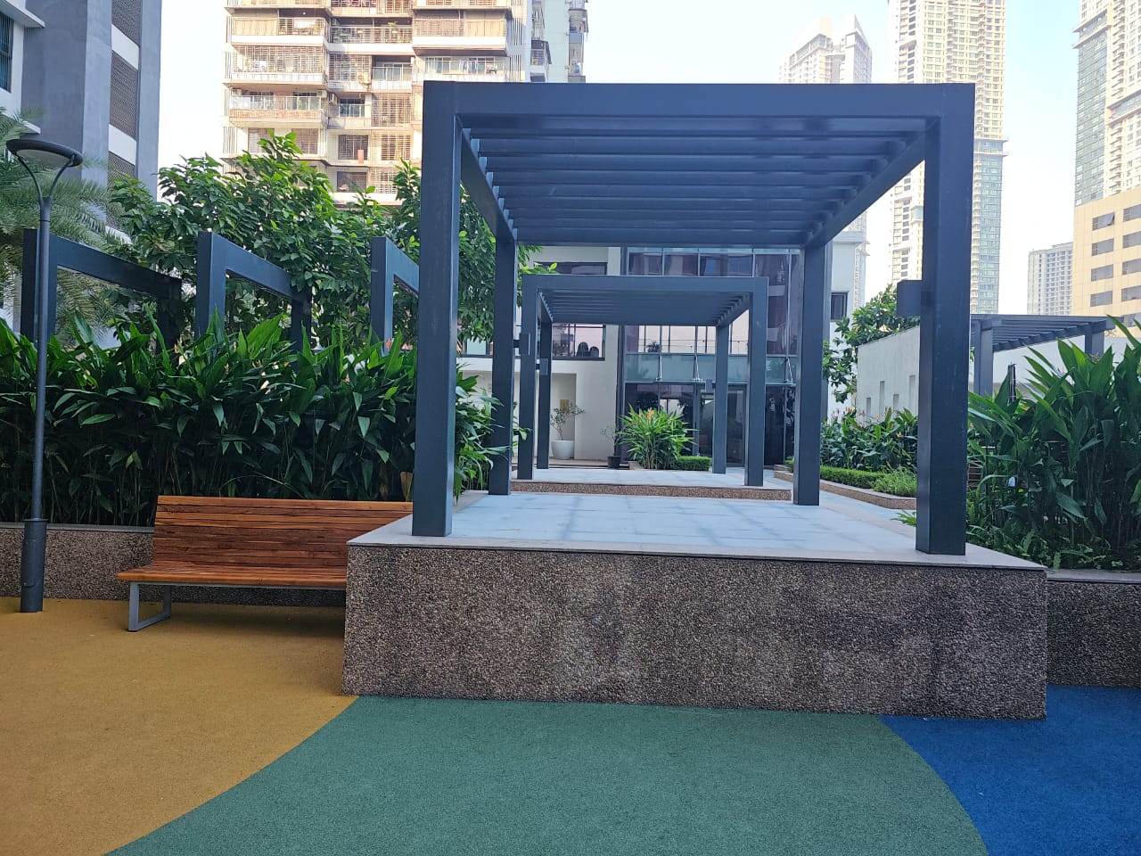 2 BHK Apartment For Rent in Raj Infinia