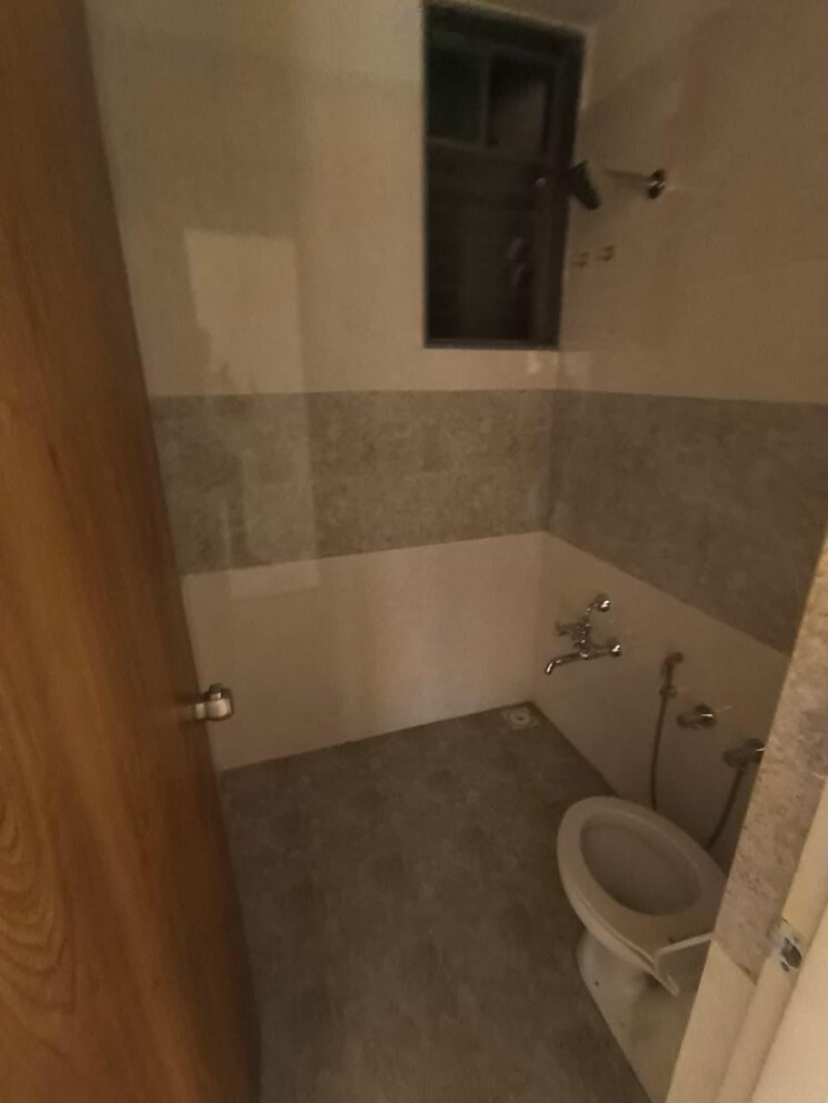 Bathroom, vasna 3 Bedroom 1941 Sq.Ft. Apartment In Vasna Ahmedabad 9704114