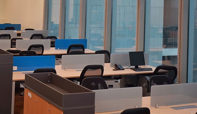 Team Area, 215-atrium Commercial Office Space 2250 Sq.Ft. In Andheri East Mumbai 9704128