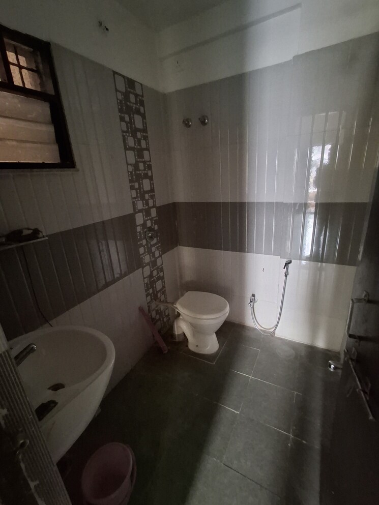 Bathroom, besa 2 Bedroom 950 Sq.Ft. Apartment In Besa Nagpur 9704169