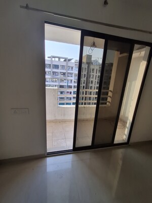 Room in 2 BHK Apartment at Besa – for Rent