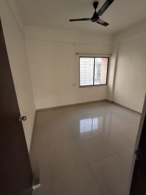 Room in 2 BHK Apartment at Besa – for Rent
