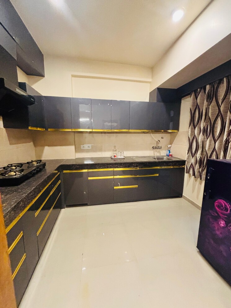 Kitchen, gomti nagar 3 Bedroom 1700 Sq.Ft. Apartment In Gomti Nagar Lucknow 9704188