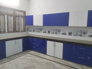 Kitchen in 2 BHK Apartment at Gomti Nagar – for Rent