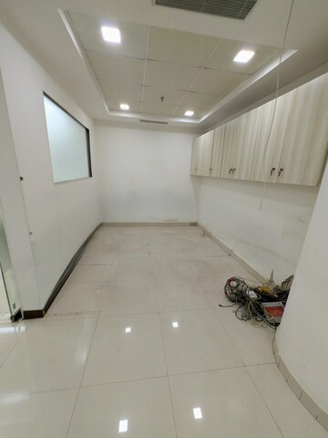 Building Lobby in 3 BHK Apartment at Ambience Island, Sector 24 – for Rent