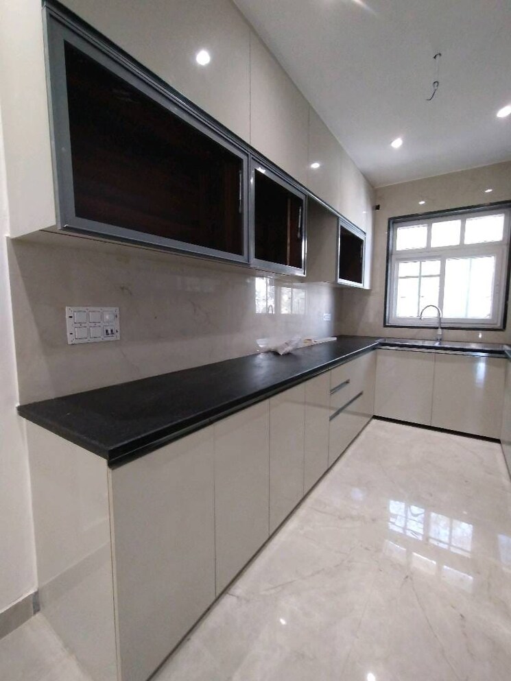 Kitchen, palam vihar 3 Bedroom 2250 Sq.Ft. Builder Floor In Palam Vihar Gurgaon 9704244