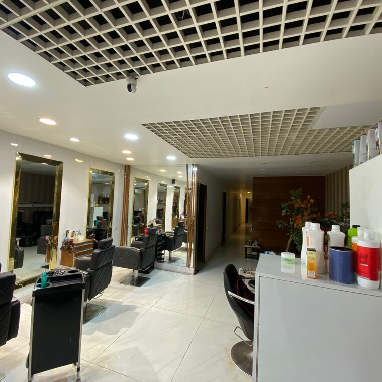 Team Area, phase 5 Commercial Showroom 1500 Sq.Ft. In Phase 5 Mohali 9704255