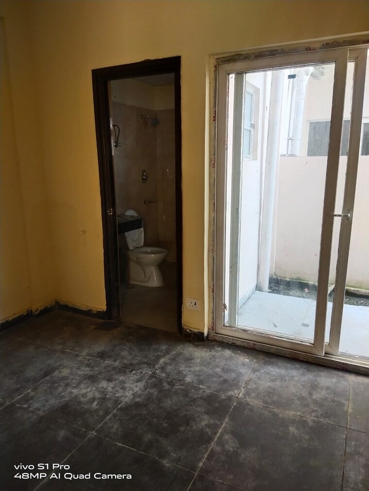 Room, wave-city 2 Bedroom 930 Sq.Ft. Apartment In Wave City Ghaziabad 9704265