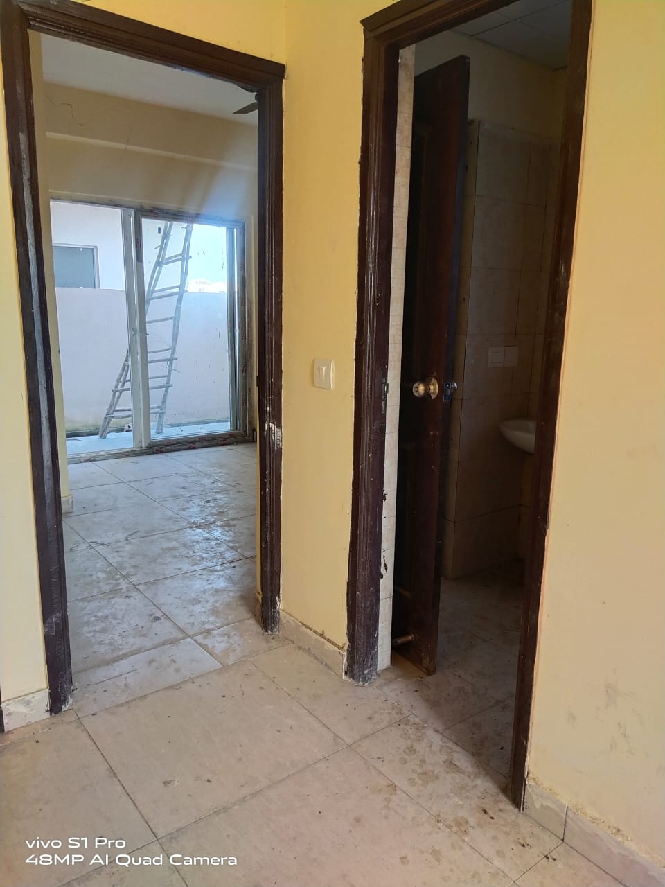 2 BHK 930 Sq.Ft. Apartment in Wave City