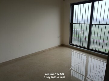 Room in 1 BHK Apartment at Sunteck MaxxWorld 5, Naigaon East – for Sale
