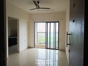 Room in 1 BHK Apartment at Sunteck MaxxWorld 5, Naigaon East – for Sale