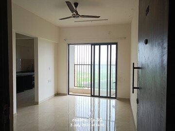 Room in 1 BHK Apartment at Sunteck MaxxWorld 5, Naigaon East – for Sale
