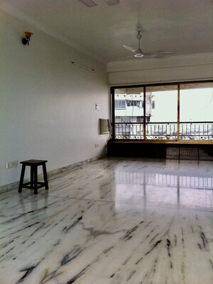 Room in 3 BHK Apartment at Kanti Apartments, Bandra West – for Rent