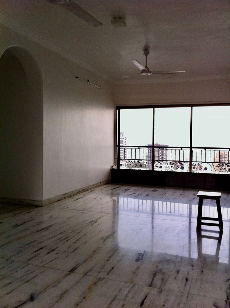 Room, kanti-apartments 3 Bedroom 1600 Sq.Ft. Apartment In Bandra West Mumbai 9704272