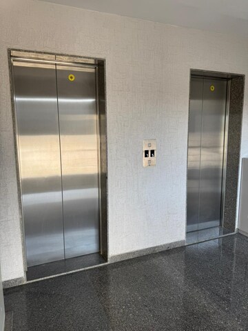 Lift in 3 BHK Apartment at C G Road – for Rent