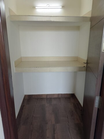 Furnished Amenities in 3 BHK Builder Floor at Panchsheel Enclave – for Rent