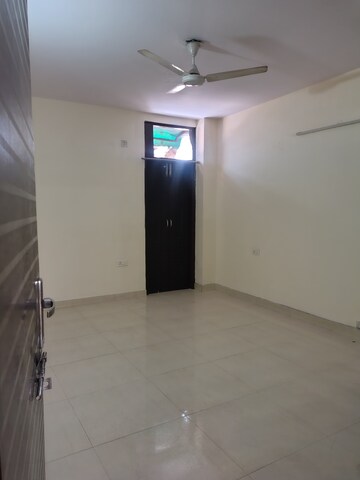 Furnished Amenities in 1 BHK Builder Floor at Malviya Nagar – for Rent