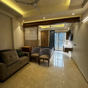 Living Room in 1 BHK Builder Floor at Sector 52 – for Rent