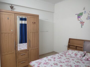 Room in 3 BHK Independent House at RWA Apartments Sector 45, Sector 45 – for Rent