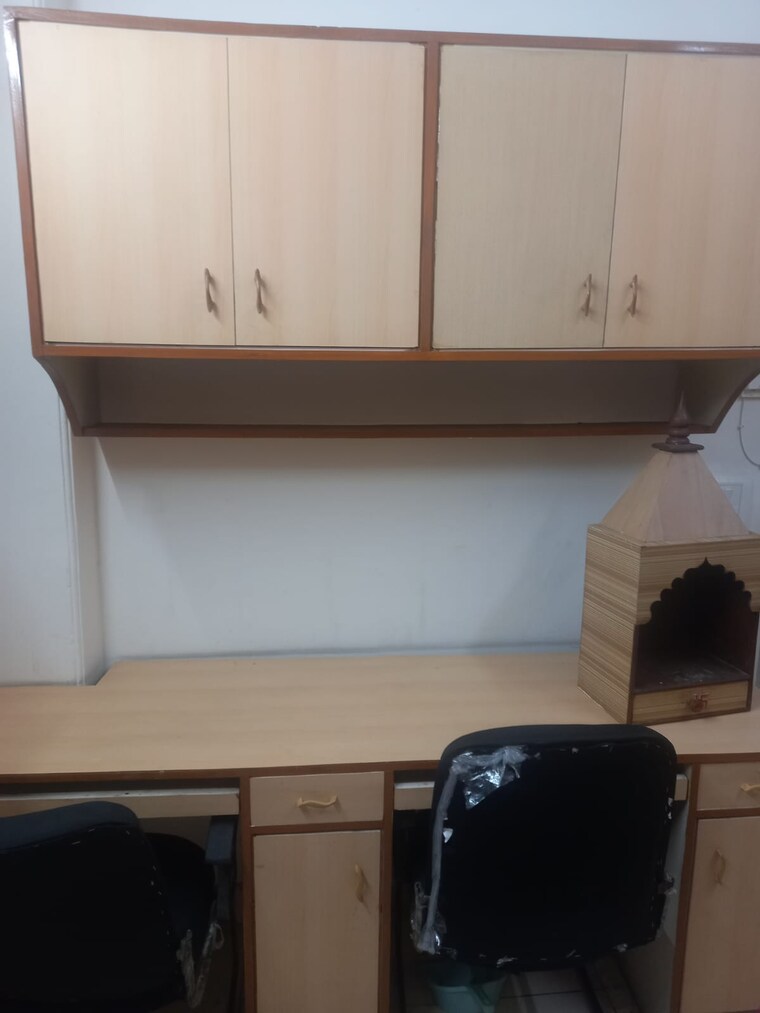 undefined, laxmi nagar Commercial Office Space 215 Sq.Ft. In Laxmi Nagar Delhi 9704364