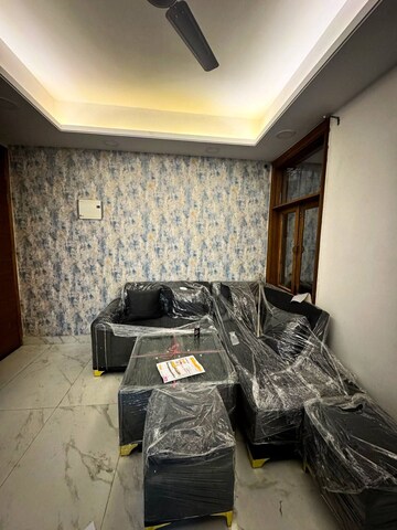 Master Bedroom in 1 BHK Builder Floor at Saket – for Rent