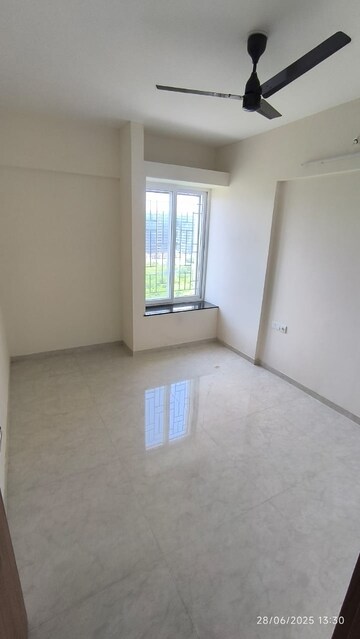 Room in 2 BHK Apartment at Majestique Marbella Phase 1, Kharadi – for Sale