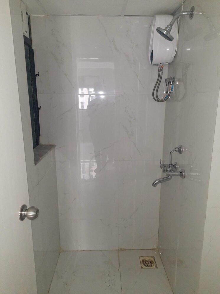 Bathroom, runwal-gardens-phase-2 1 Bedroom 353 Sq.Ft. Apartment In Dombivli East Thane 9704422