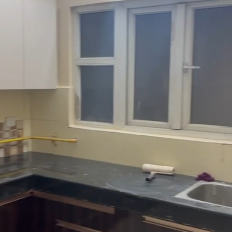 Kitchen, upavp-ganga-yamuna-and-hindon-enclave 4 Bedroom 190 Sq.Yd. Apartment In Siddharth Vihar Ghaziabad 9704429