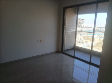 Room in 2 BHK Apartment at Kohinoor Kaleido, Kharadi – for Rent