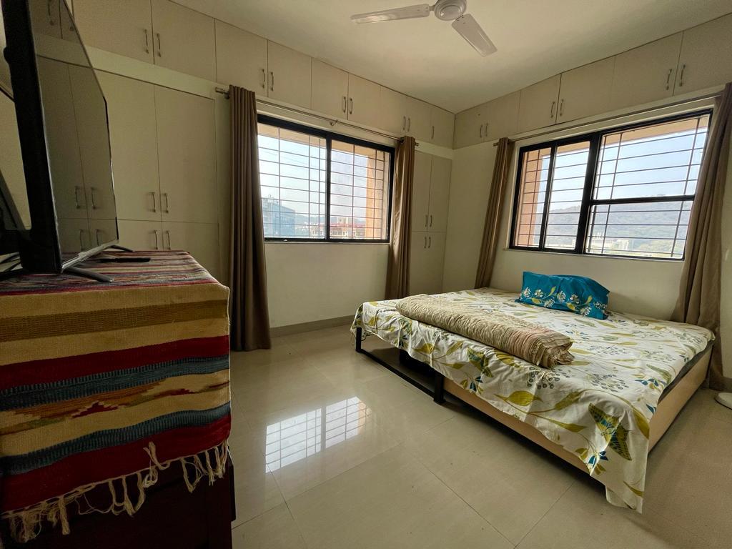 Bedroom in 3 BHK Apartment at Kumar Papillon, Pashan Gaon – for Rent