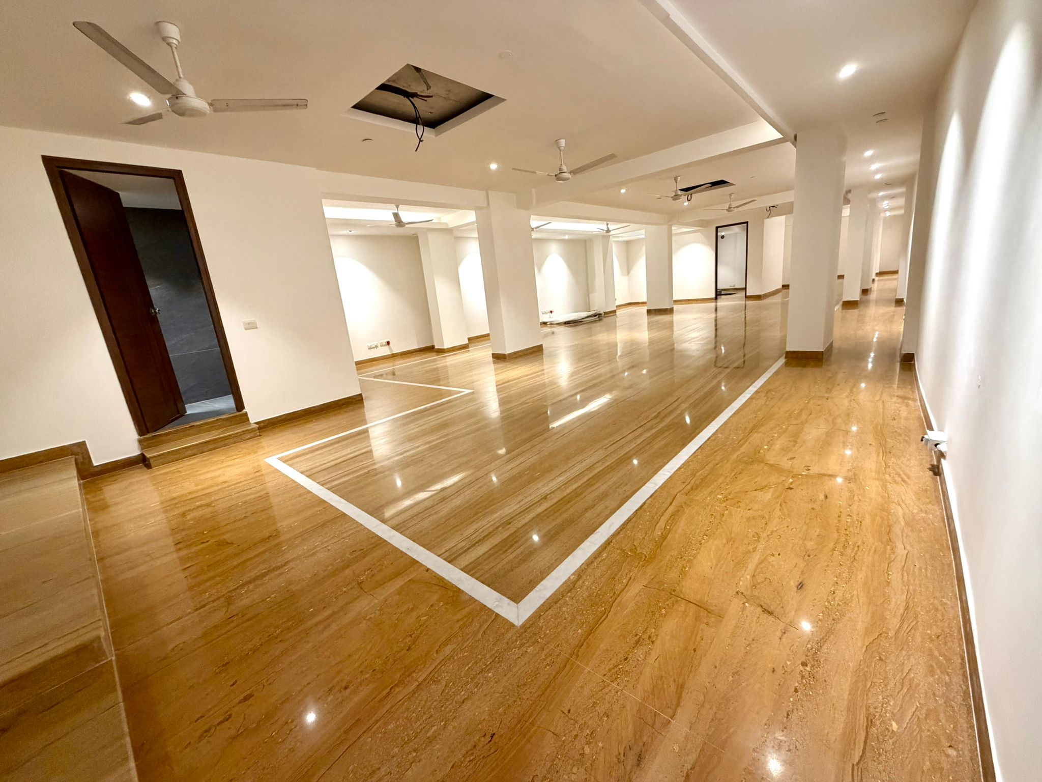 Office Space For Rent in Anand Nagar