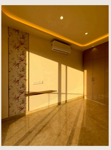 Master Bedroom in 3 BHK Apartment at Hi Tech City – for Rent