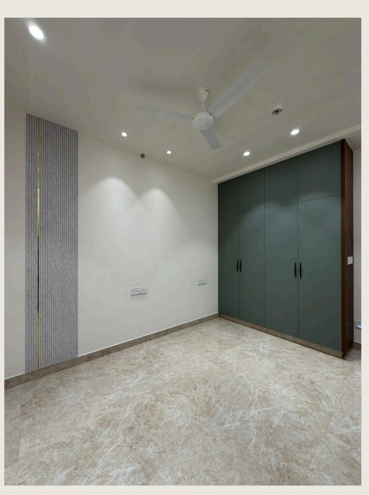 Room, hi tech city 3 Bedroom 2200 Sq.Ft. Apartment In Hi Tech City Hyderabad 9704480
