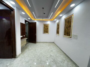 3 BHK Builder Floor For Rent in Govindpuri