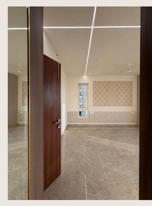 Room in 3 BHK Apartment at Hi Tech City – for Rent