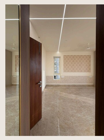 Room in 3 BHK Apartment at Hi Tech City – for Rent