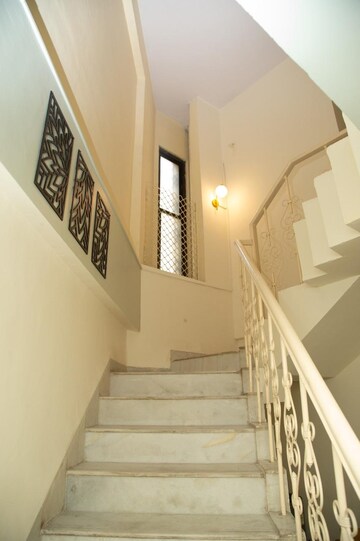 Staircase in  Pg at Vashi Sector 30 – for Rent