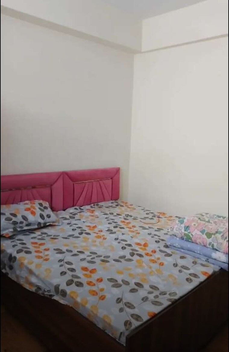 Bedroom, sushant golf city 3 Bedroom 1755 Sq.Ft. Apartment In Sushant Golf City Lucknow 9704506