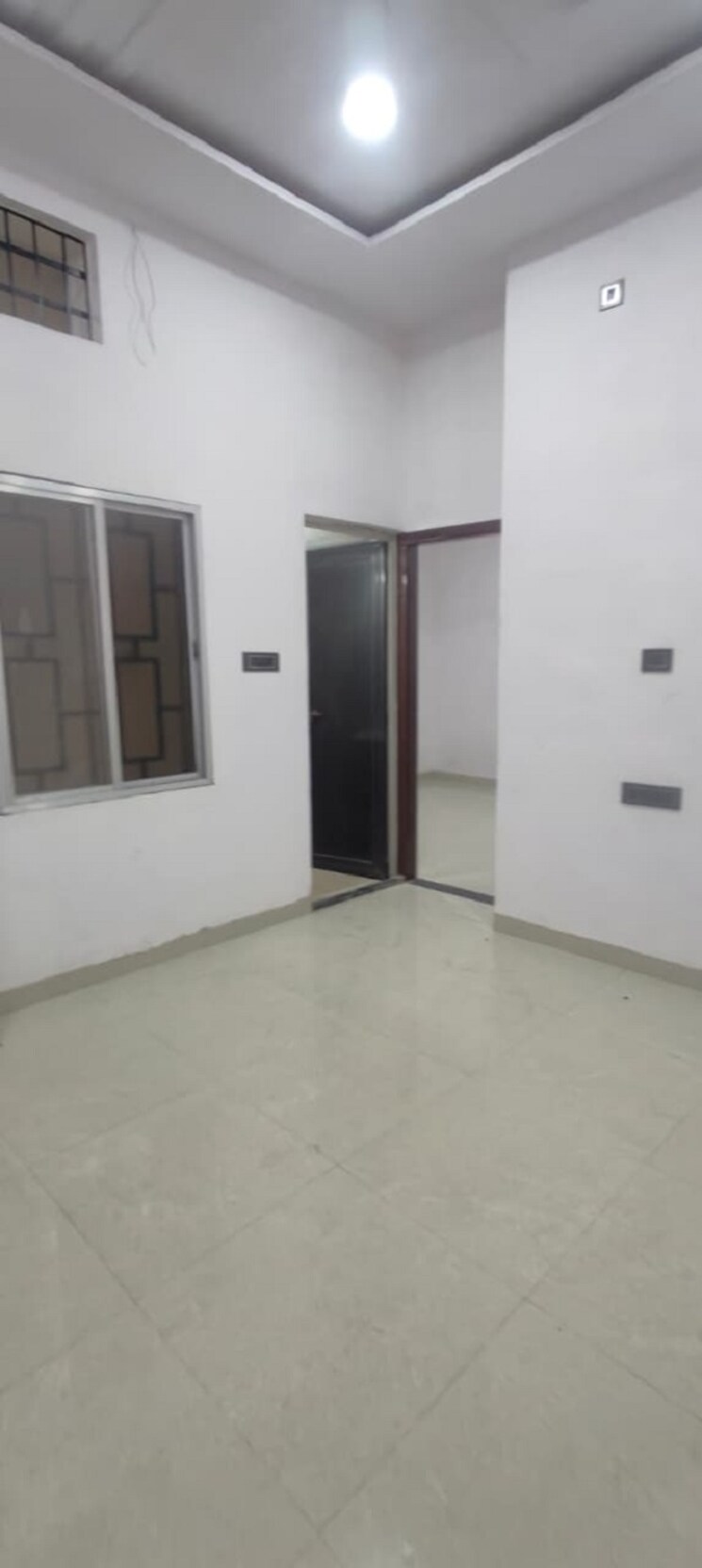 Room, changurabhata 1 Bedroom 700 Sq.Ft. Independent House In Changurabhata Raipur 9704513