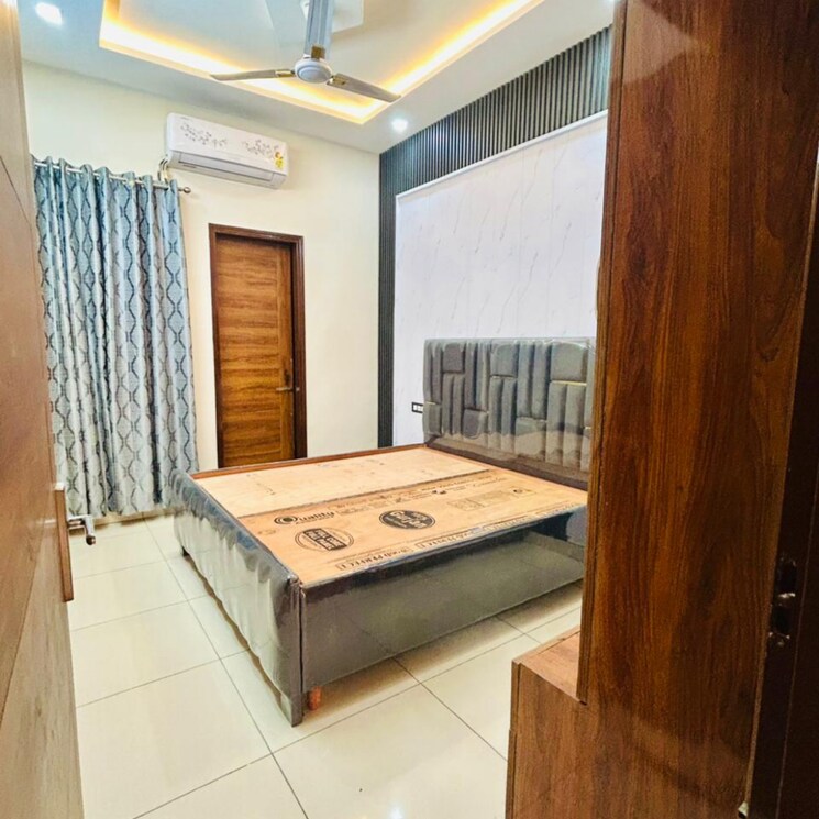 Master Bedroom, kharar landran road 2 Bedroom 950 Sq.Ft. Apartment In Kharar Landran Road Mohali 9704534