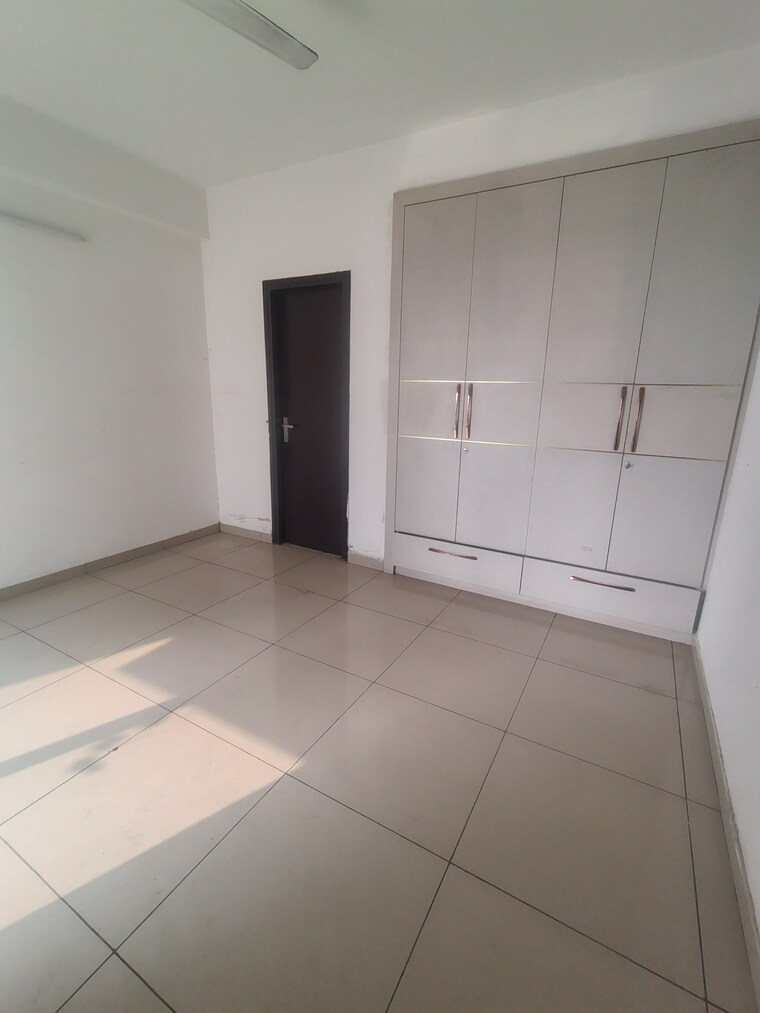 Bathroom, gulshan-bellina 2 Bedroom 597 Sq.Ft. Apartment In Sector 16 Greater Noida Greater Noida 9704561